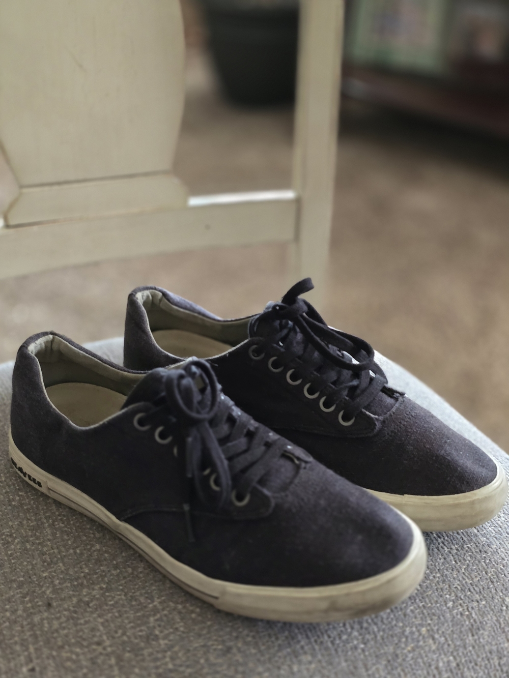 Seavees Men's Casual Canvas Lace-Up Sneakers in Dark Navy Sz 8